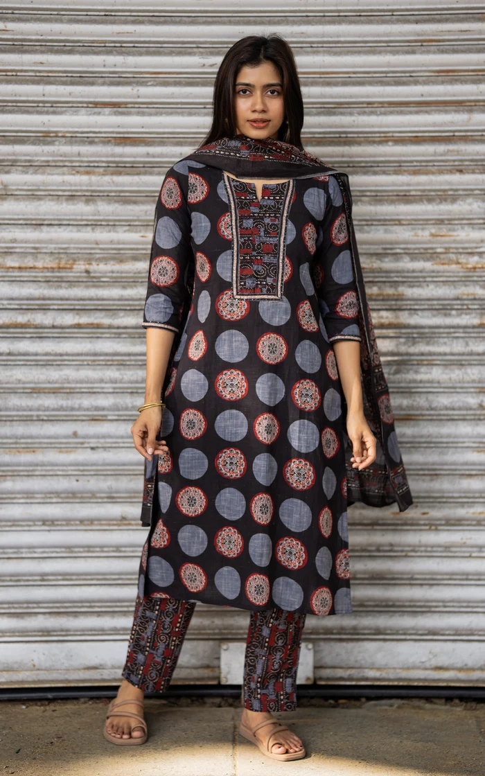 Black Geometric Print Cotton Straight Salwar set
